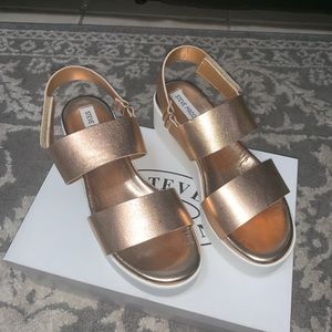 Steve Madden platform sandals